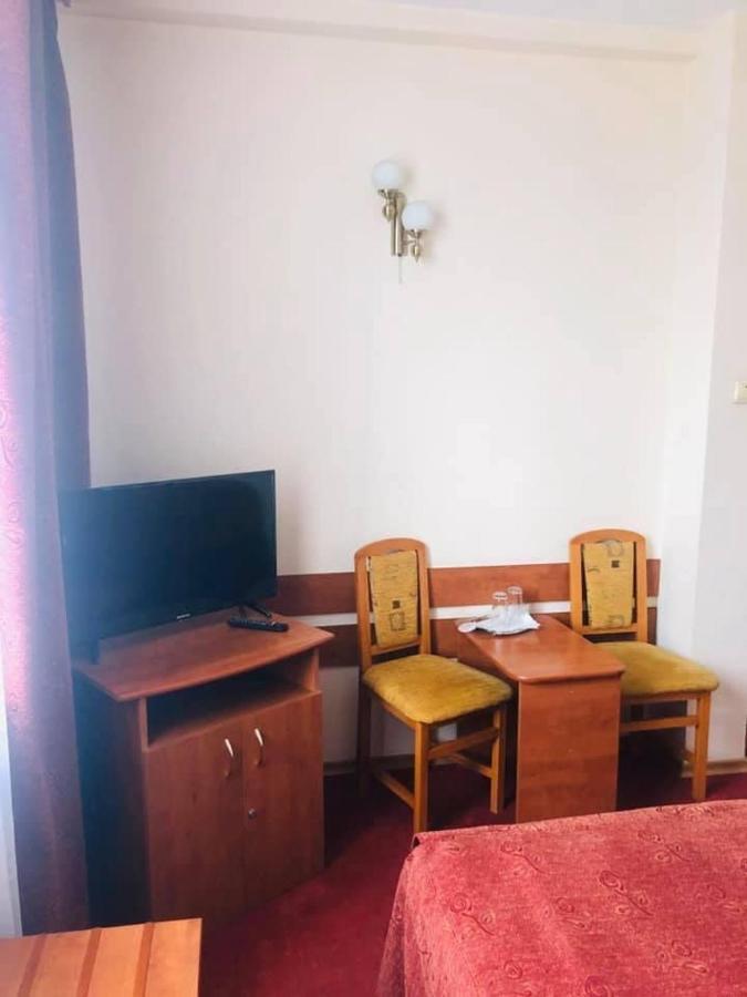 Hotel Muntenia Câmpina Eksteriør billede